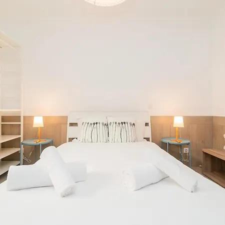 Beautiful & Cosy 2bed In Ajuda *